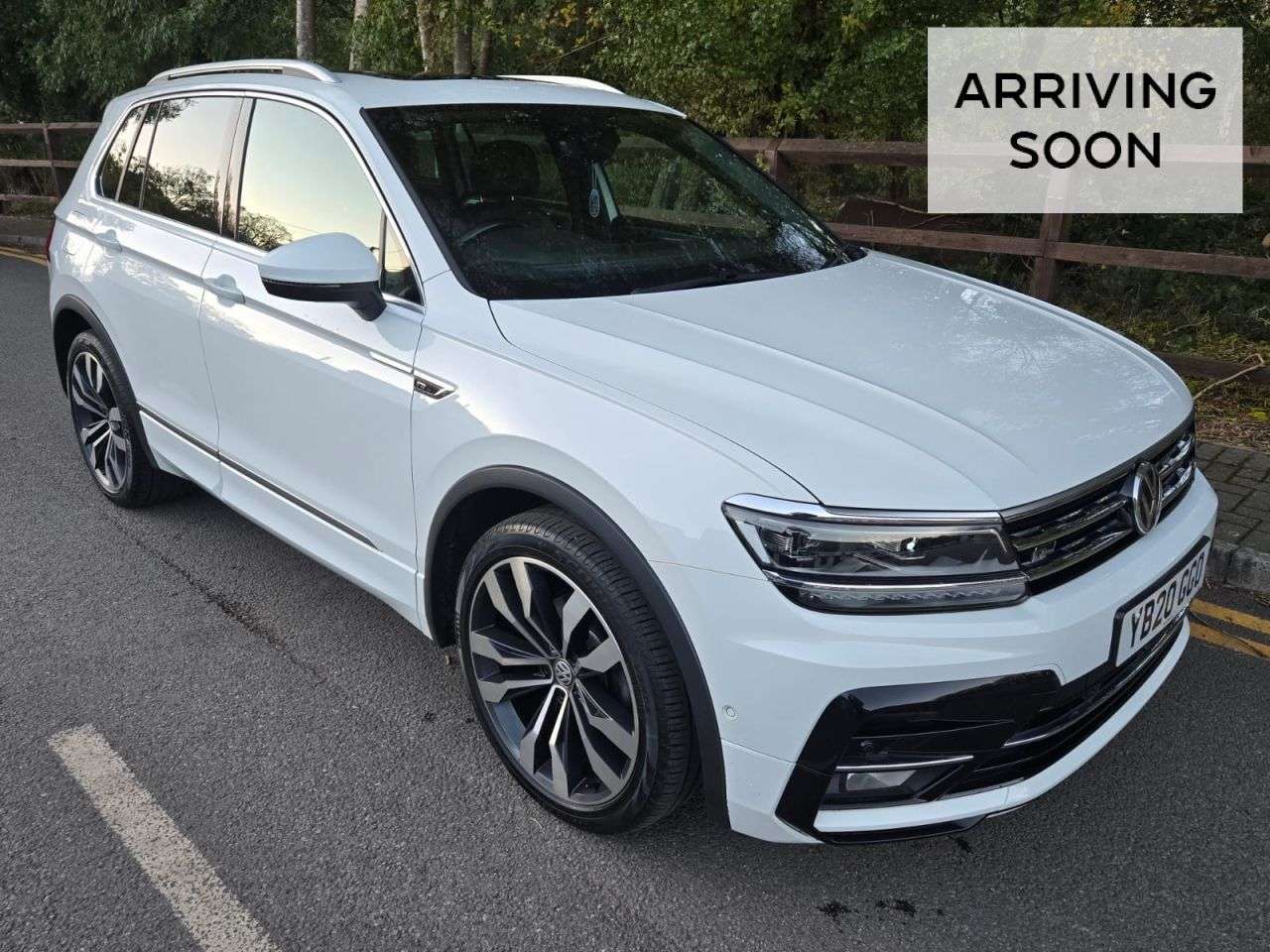 A 2020 VOLKSWAGEN TIGUAN 1.5 TSI EVO R-Line Tech SUV 5dr Petrol DSG Euro 6 (s/s) (150 ps) A 2020 VOLKSWAGEN TIGUAN 1.5 TSI EVO R-Line Tech SUV 5dr Petrol DSG Euro 6 (s/s) (150 ps)