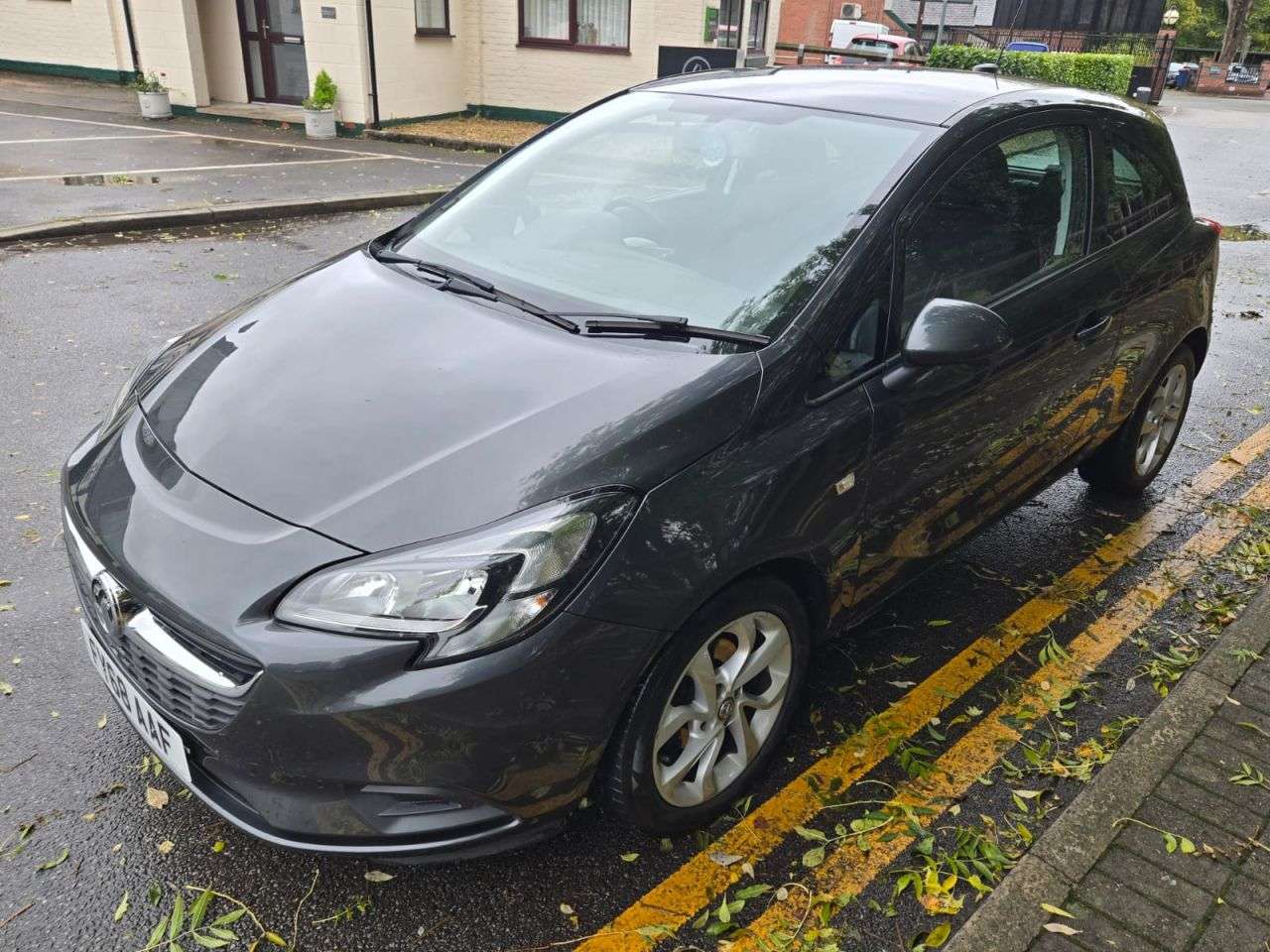 A 2018 VAUXHALL CORSA 1.4i ecoTEC Sport Hatchback 3dr Petrol Manual Euro 6 (75 ps) A 2018 VAUXHALL CORSA 1.4i ecoTEC Sport Hatchback 3dr Petrol Manual Euro 6 (75 ps)