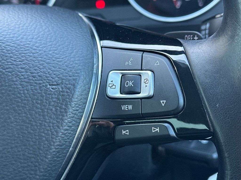 2018 VOLKSWAGEN TIGUAN 2018 VOLKSWAGEN TIGUAN