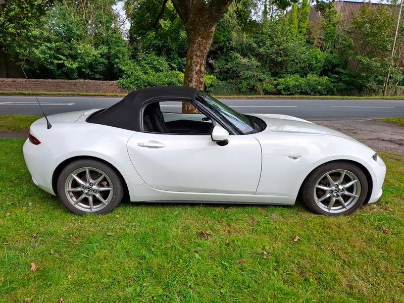 2015 MAZDA MX-5 2015 MAZDA MX-5