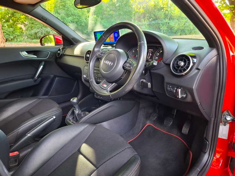 2014 AUDI A1 2014 AUDI A1
