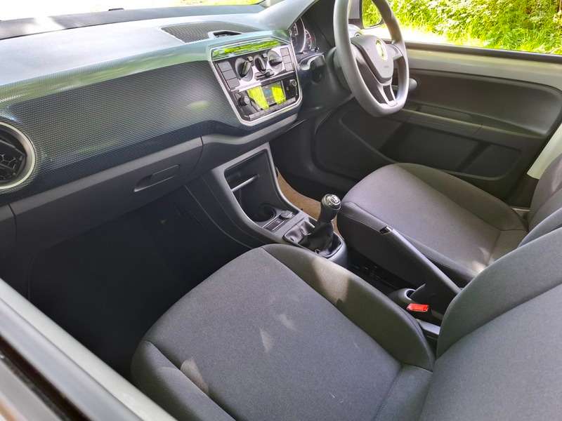 2021 VOLKSWAGEN UP 2021 VOLKSWAGEN UP