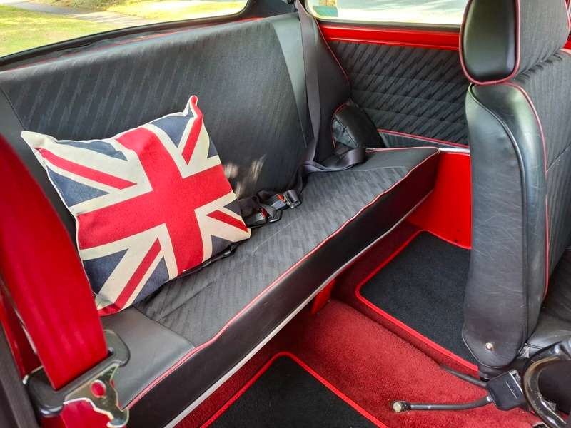1984 AUSTIN MINI 1984 AUSTIN MINI