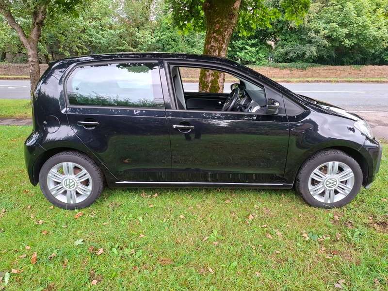 A 2017 VOLKSWAGEN POLO HIGH UP TSI A 2017 VOLKSWAGEN POLO HIGH UP TSI