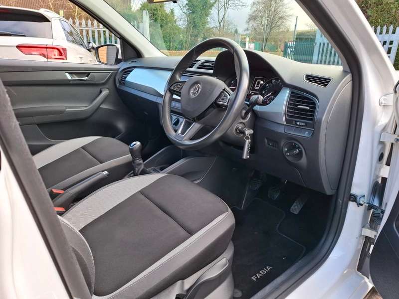 2016 SKODA FABIA 2016 SKODA FABIA