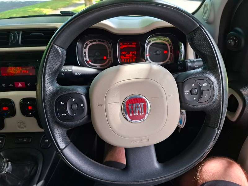 2013 FIAT PANDA 2013 FIAT PANDA