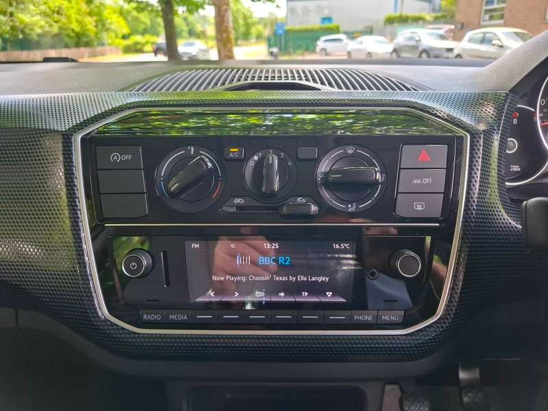 2021 VOLKSWAGEN UP 2021 VOLKSWAGEN UP
