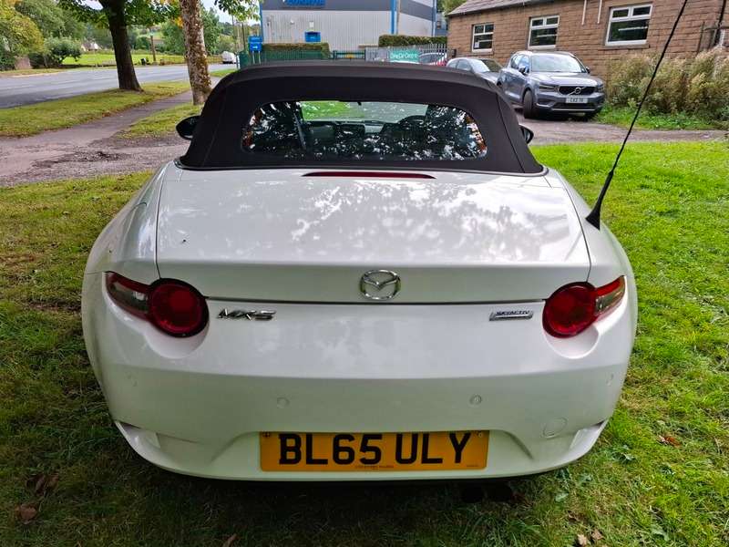 2015 MAZDA MX-5 2015 MAZDA MX-5