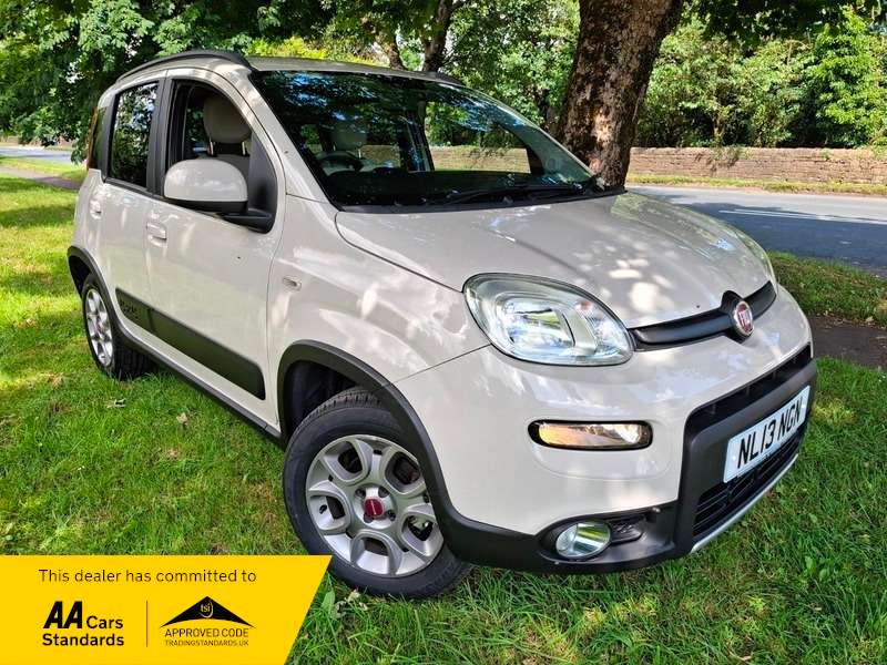 A 2013 FIAT PANDA TWINAIR A 2013 FIAT PANDA TWINAIR
