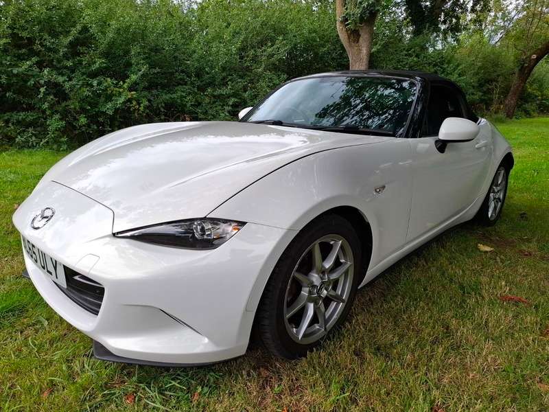 2015 MAZDA MX-5 2015 MAZDA MX-5