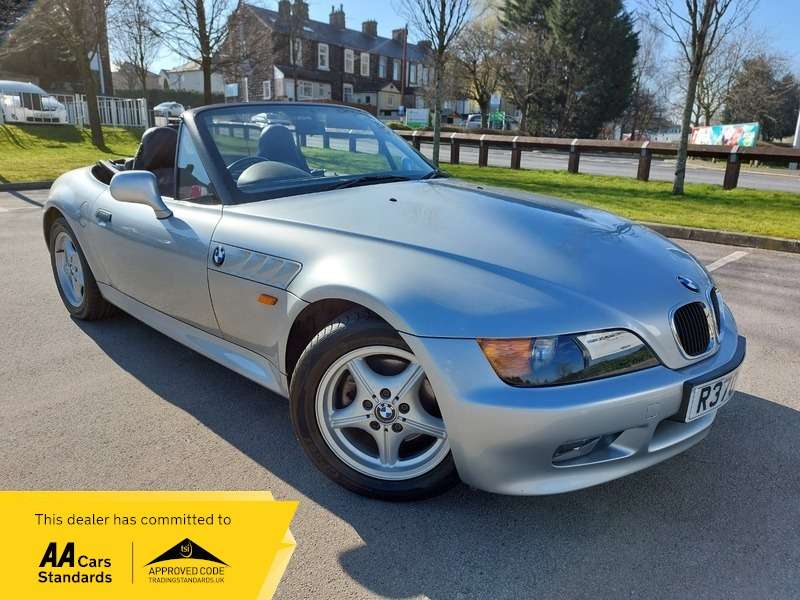 Check out this BMW Z Series 1997 Petrol Manual