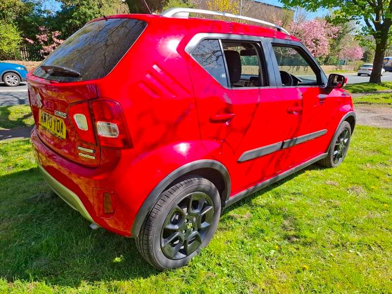 A 2020 SUZUKI IGNIS SZ5 DUALJET ALLGRIP A 2020 SUZUKI IGNIS SZ5 DUALJET ALLGRIP