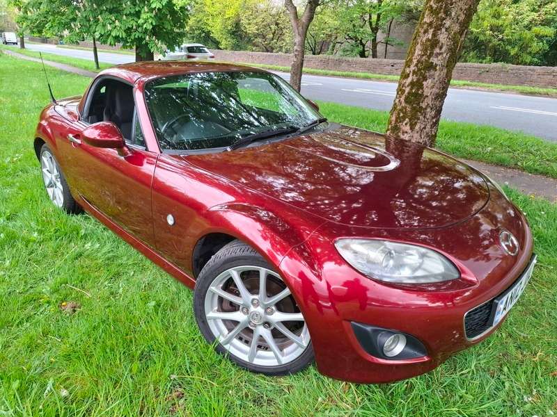 A 2012 MAZDA MX-5 I ROADSTER SPORT TECH A 2012 MAZDA MX-5 I ROADSTER SPORT TECH