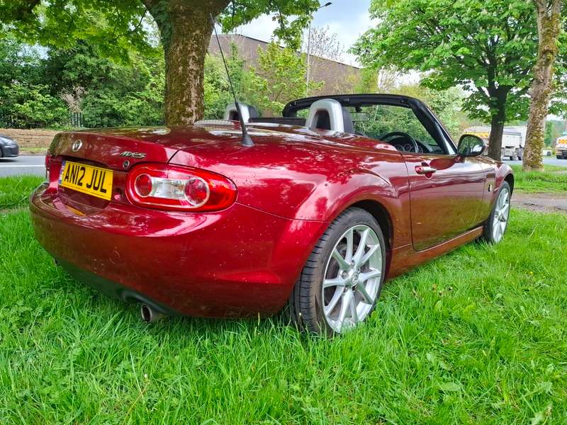 2012 MAZDA MX-5 2012 MAZDA MX-5