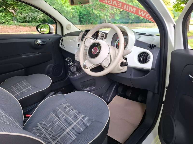 2016 FIAT 500 2016 FIAT 500