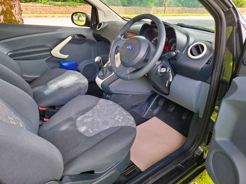 2013 FORD KA 2013 FORD KA