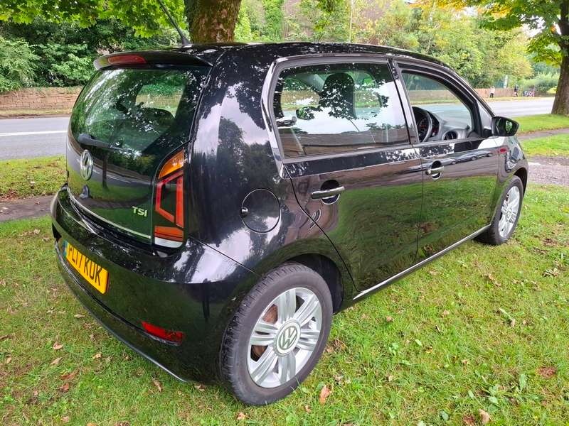 A 2017 VOLKSWAGEN POLO HIGH UP TSI A 2017 VOLKSWAGEN POLO HIGH UP TSI
