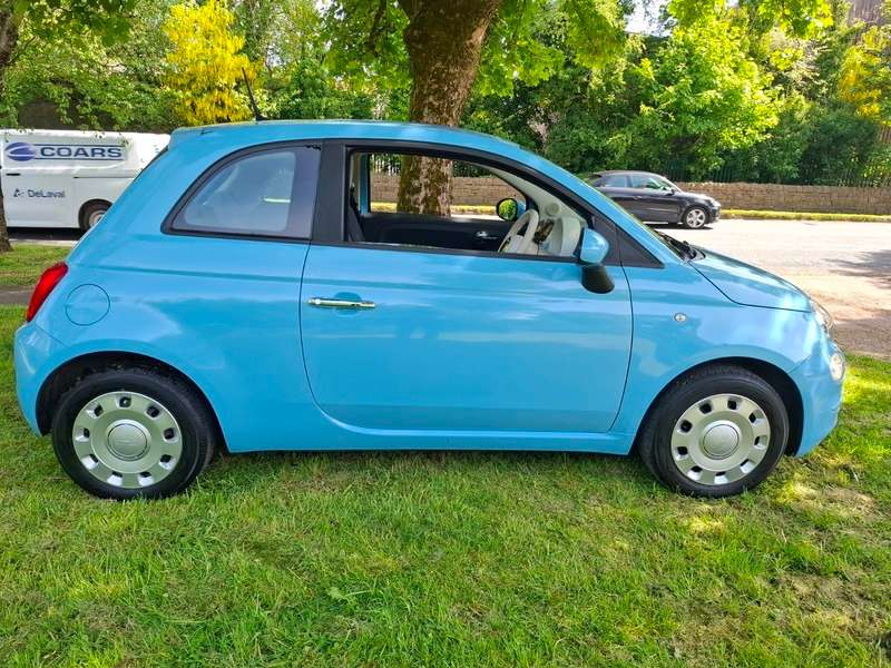 A 2017 FIAT 500 POP DUALOGIC A 2017 FIAT 500 POP DUALOGIC