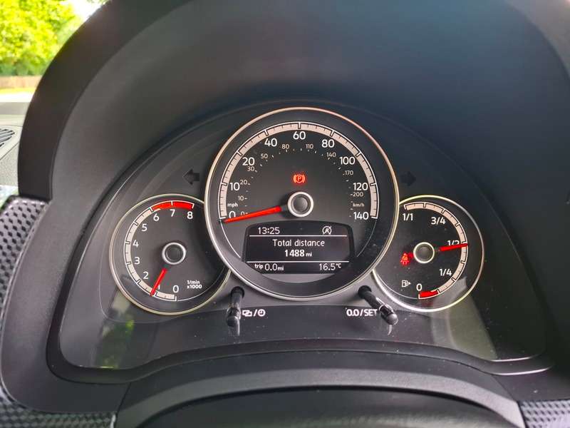 2021 VOLKSWAGEN UP 2021 VOLKSWAGEN UP