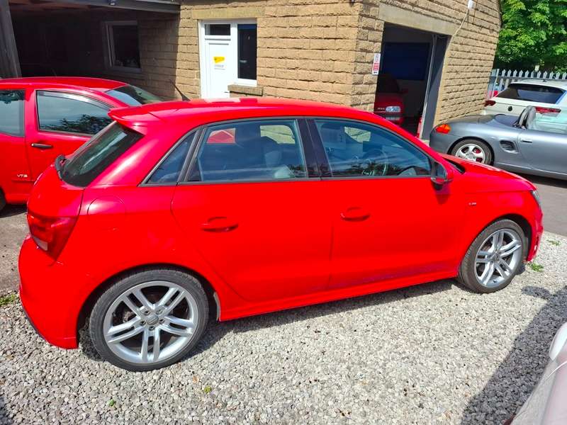 2014 AUDI A1 2014 AUDI A1