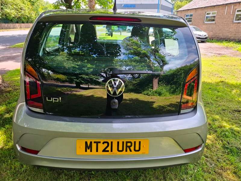 2021 VOLKSWAGEN UP 2021 VOLKSWAGEN UP