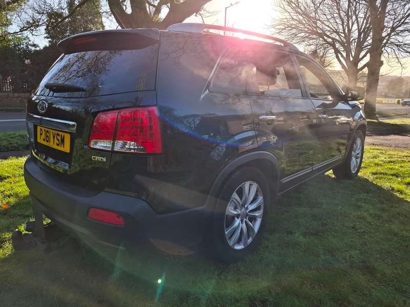 A 2012 KIA SORENTO CRDI KX-3 A 2012 KIA SORENTO CRDI KX-3