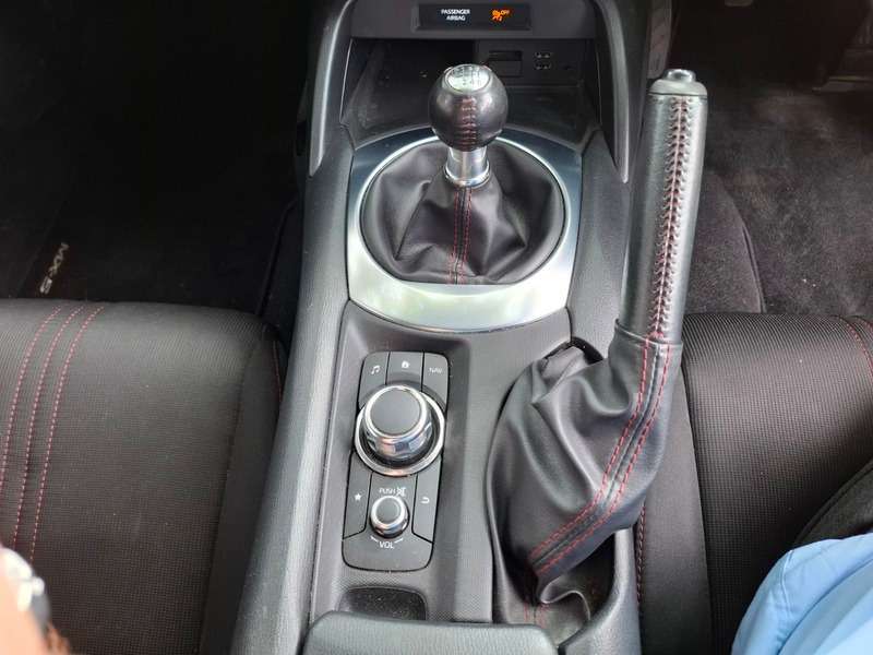 2015 MAZDA MX-5 2015 MAZDA MX-5