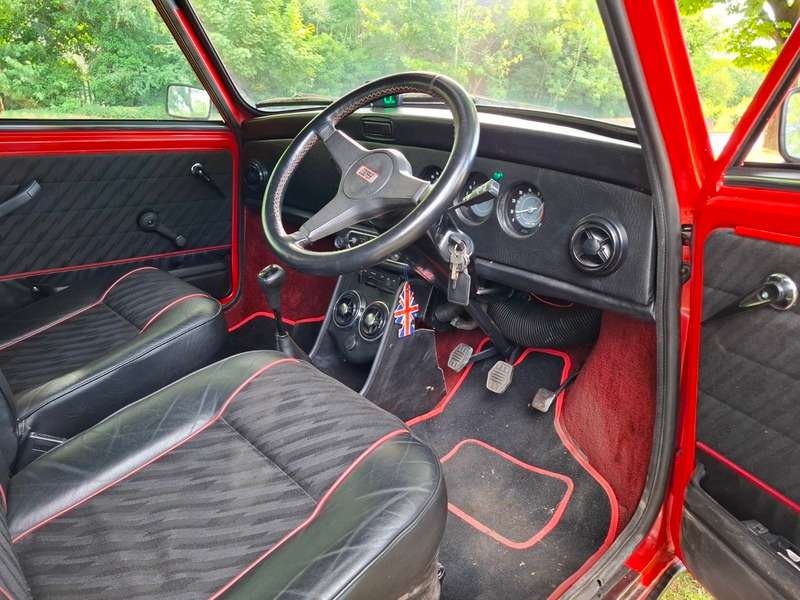 1984 AUSTIN MINI 1984 AUSTIN MINI