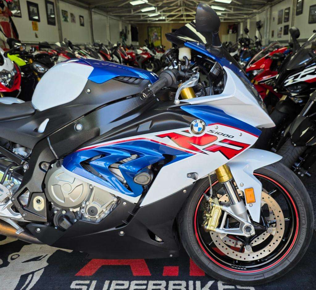 2017 BMW S 1000 RR 2017 BMW S 1000 RR