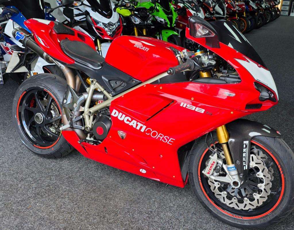 2011 DUCATI 1198 S 2011 DUCATI 1198 S