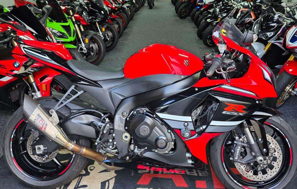A 2016 SUZUKI GSXR 1000 L6 Gsxr 1000 A 2016 SUZUKI GSXR 1000 L6 Gsxr 1000