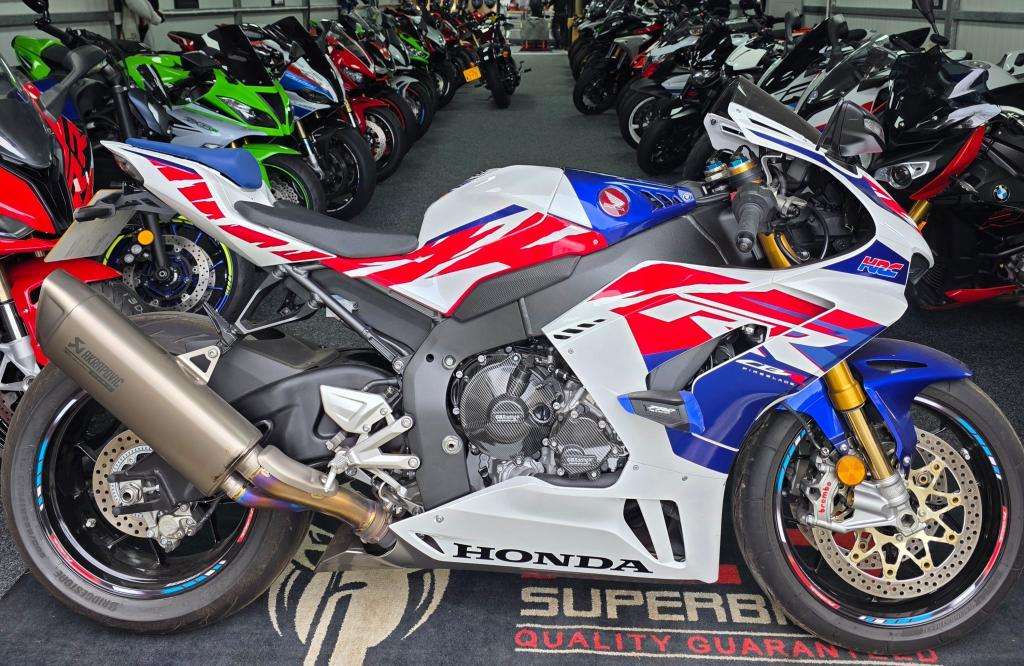 A 2024 HONDA CBR 1000 SP-N Cbr 1000 Sp A 2024 HONDA CBR 1000 SP-N Cbr 1000 Sp