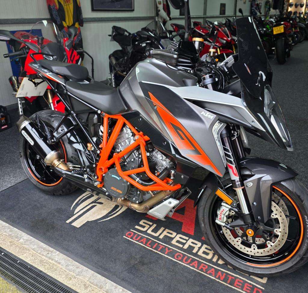 A 2018 KTM 1290 SUPER DUKE GT 17 1290 Super Duke Gt A 2018 KTM 1290 SUPER DUKE GT 17 1290 Super Duke Gt