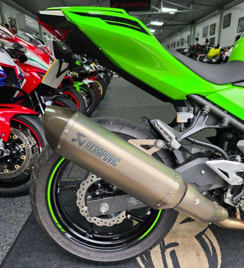 A 2023 KAWASAKI EX 400 LPFAN Ninja 400 A 2023 KAWASAKI EX 400 LPFAN Ninja 400