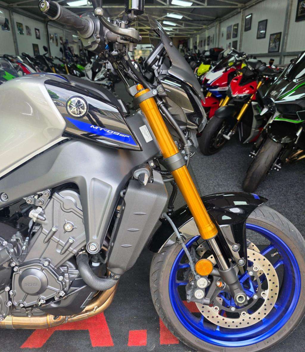 A 2022 YAMAHA MT-09 SP (MTN890D) Mt-09 Sp A 2022 YAMAHA MT-09 SP (MTN890D) Mt-09 Sp