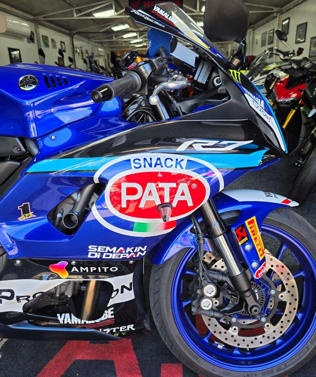 A 2024 YAMAHA YZF R7 (YZF690) Yzf R7 A 2024 YAMAHA YZF R7 (YZF690) Yzf R7