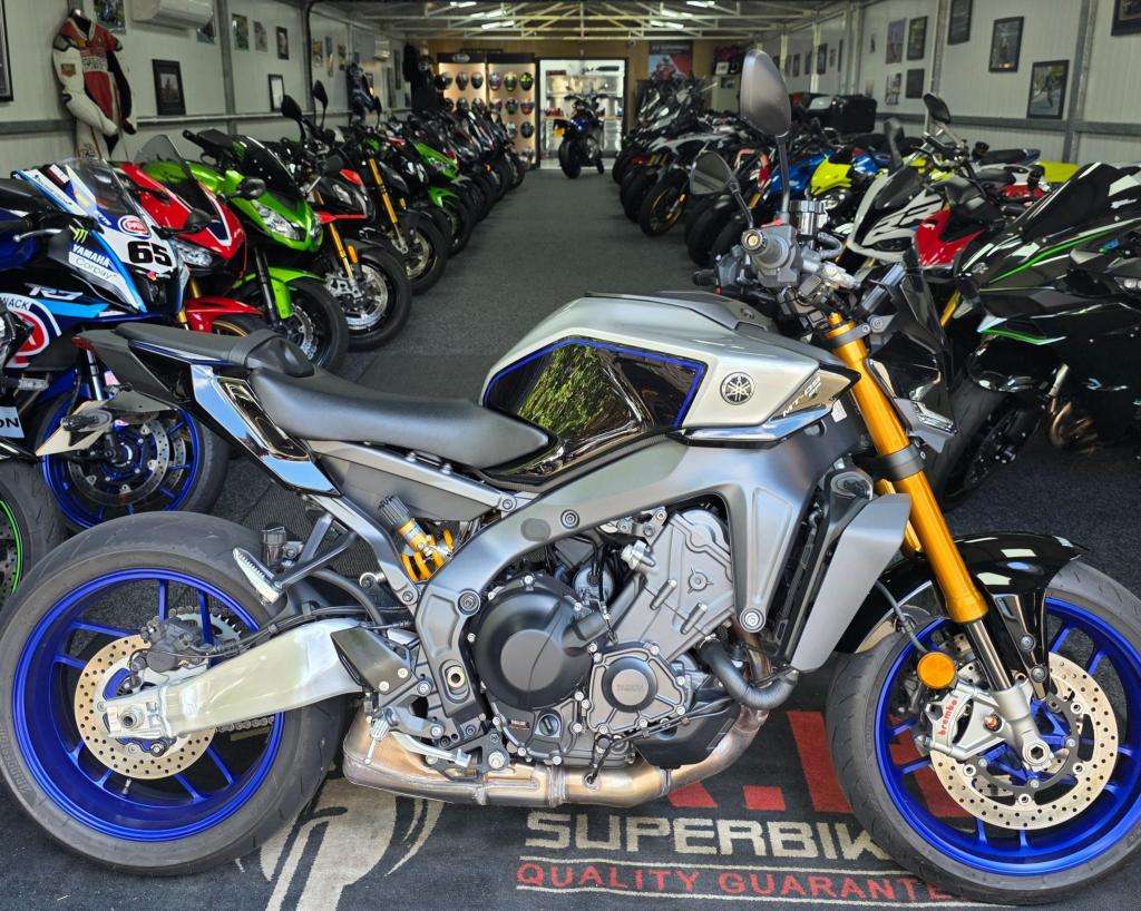 A 2025 YAMAHA MT-09 SP (mtn890) A 2025 YAMAHA MT-09 SP (mtn890)