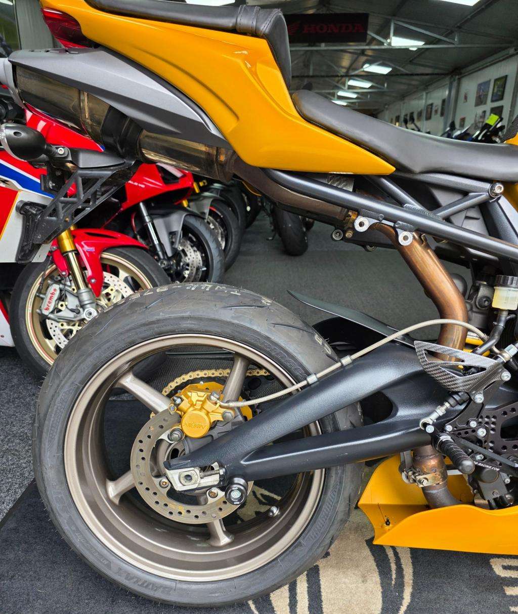 A 2007 TRIUMPH DAYTONA 675 A 2007 TRIUMPH DAYTONA 675