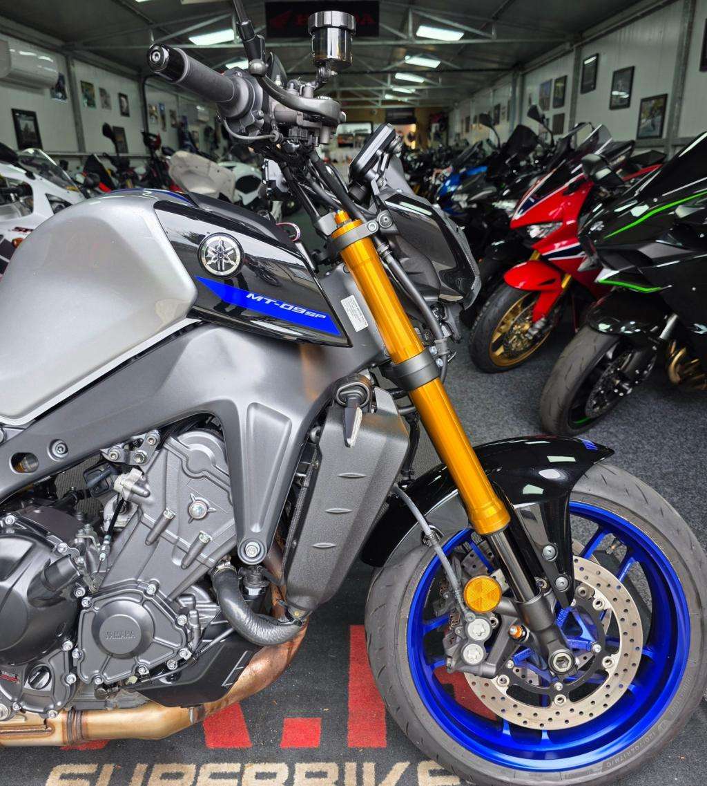 A 2022 YAMAHA MT-09 SP (MTN890D) Mt-09 Sp A 2022 YAMAHA MT-09 SP (MTN890D) Mt-09 Sp