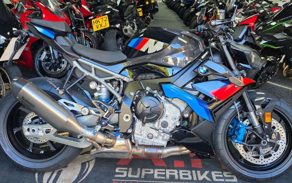 A 2026 BMW M 1000 R A 2026 BMW M 1000 R