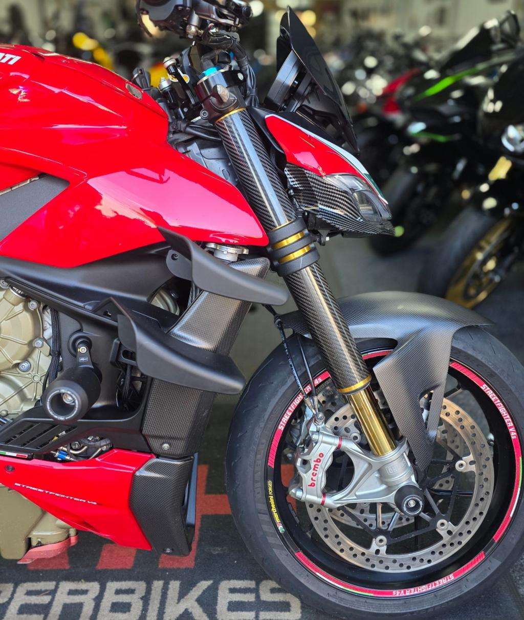 2021 DUCATI STREETFIGHTER V4 S 2021 DUCATI STREETFIGHTER V4 S