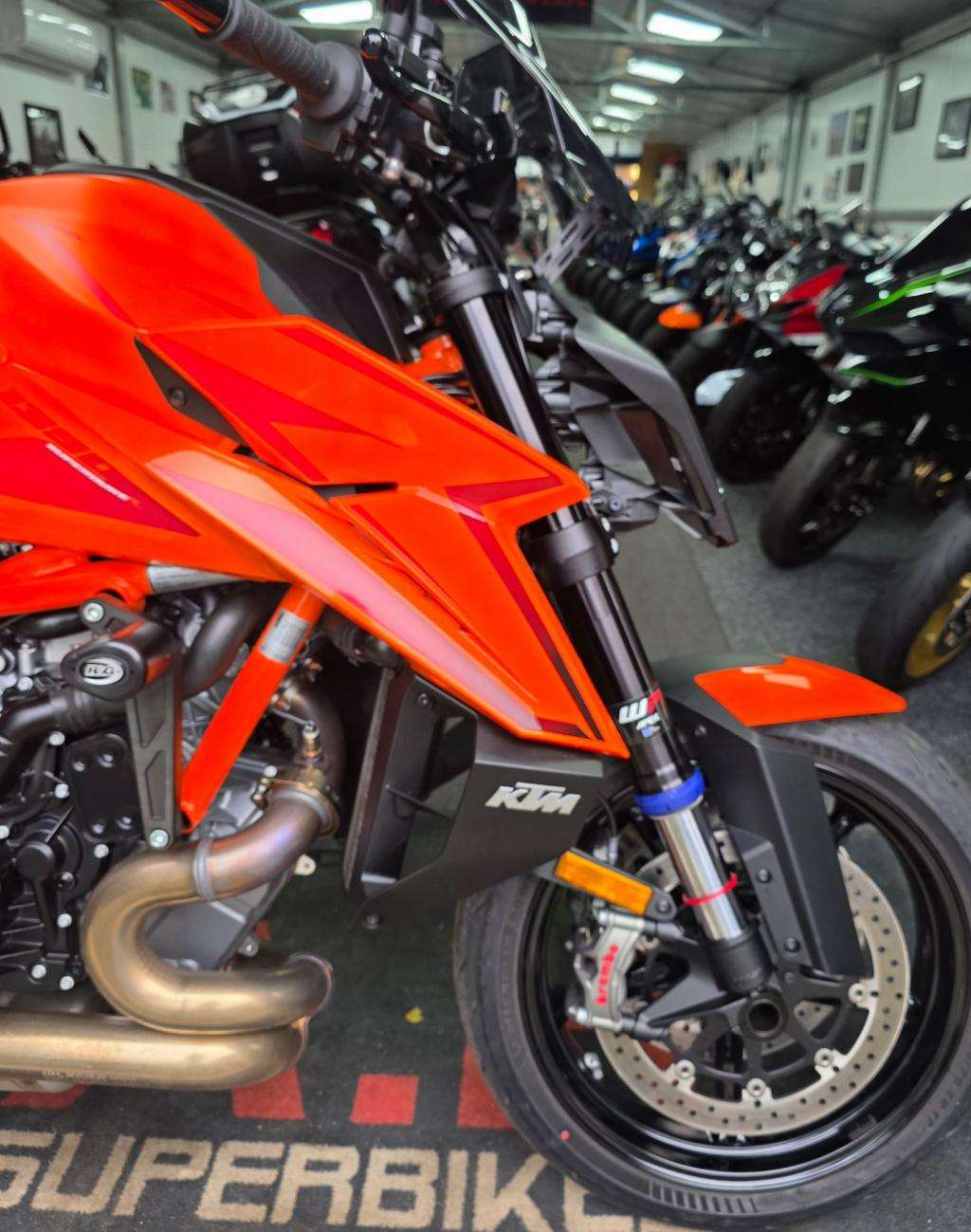 A 2026 KTM 1390 SUPERDUKE R Evo 24 A 2026 KTM 1390 SUPERDUKE R Evo 24