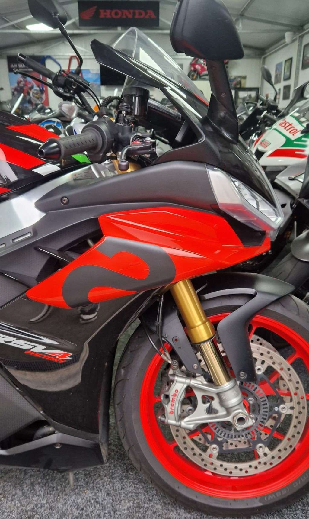 2021 APRILIA RSV 4 1100 FACTORY 2021 APRILIA RSV 4 1100 FACTORY
