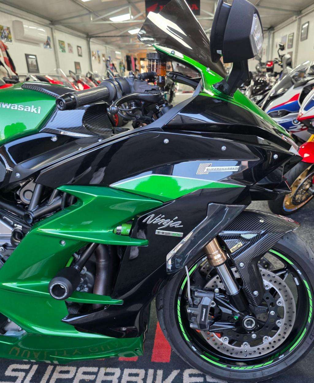 A 2020 KAWASAKI ZX 1002 BJF SX SE Ninja H2 Sx A 2020 KAWASAKI ZX 1002 BJF SX SE Ninja H2 Sx