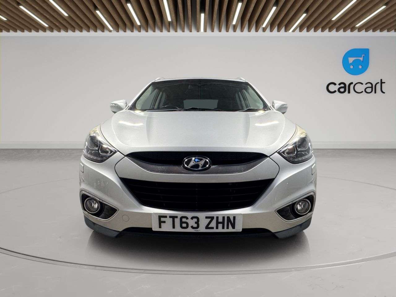 A 2013 HYUNDAI IX35 2.0 CRDi Premium SUV 5dr Diesel Manual 4WD Euro 5 (134 bhp) A 2013 HYUNDAI IX35 2.0 CRDi Premium SUV 5dr Diesel Manual 4WD Euro 5 (134 bhp)