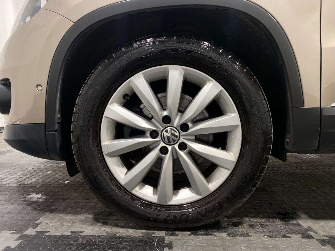 2015 VOLKSWAGEN TIGUAN 2015 VOLKSWAGEN TIGUAN