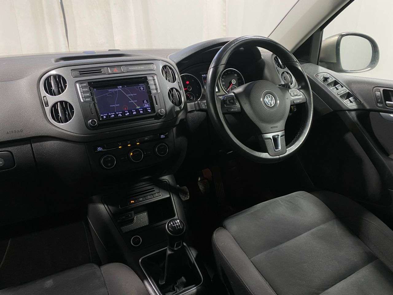 2015 VOLKSWAGEN TIGUAN 2015 VOLKSWAGEN TIGUAN