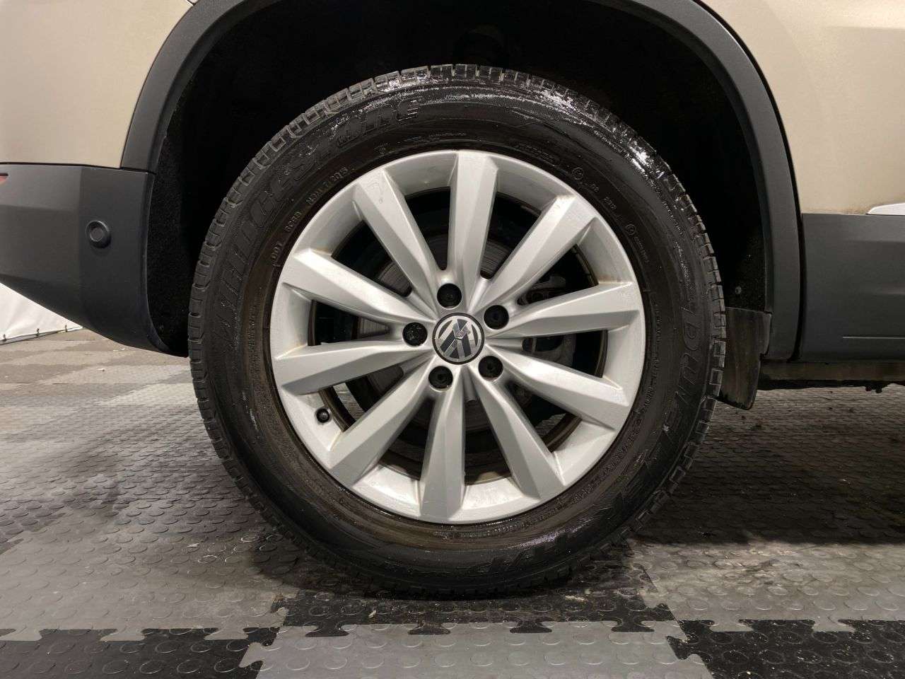 2015 VOLKSWAGEN TIGUAN 2015 VOLKSWAGEN TIGUAN