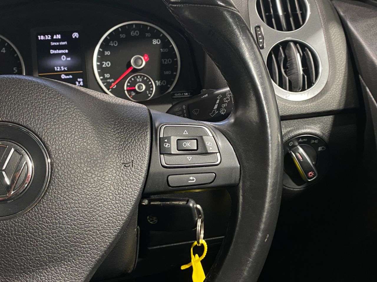 2015 VOLKSWAGEN TIGUAN 2015 VOLKSWAGEN TIGUAN