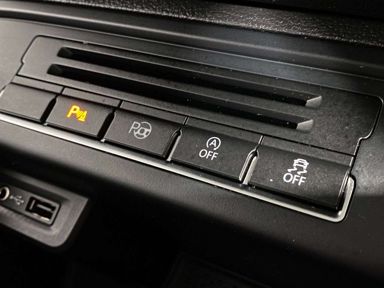 2015 VOLKSWAGEN TIGUAN 2015 VOLKSWAGEN TIGUAN